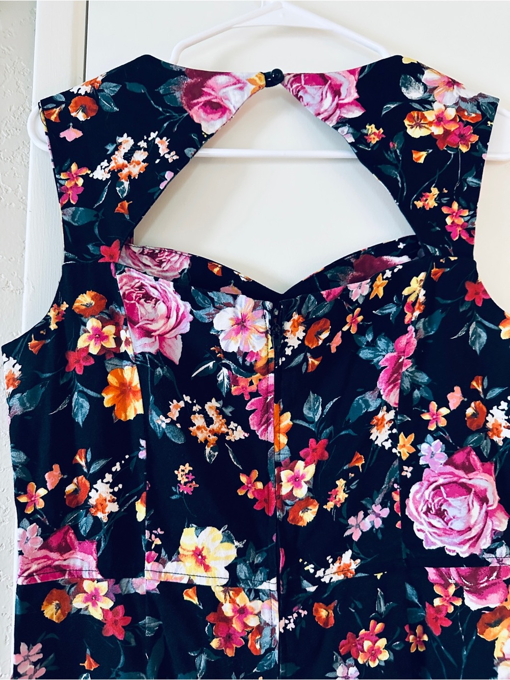 Kara Girl Dress Sz Large Sleeveless Floral Cutout Midi or knee length - Picture 4 of 12